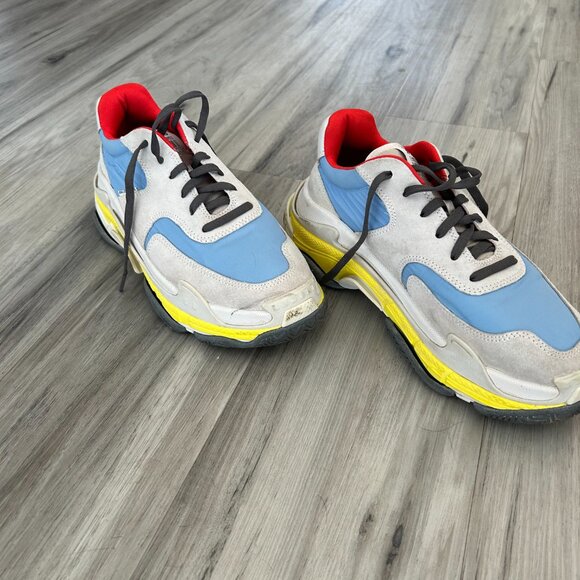 Women's Balenciaga Triple S Sneaker, Multicolor, size 41 - Picture 3 of 4